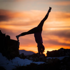 Finger strength when putting weight in your hands