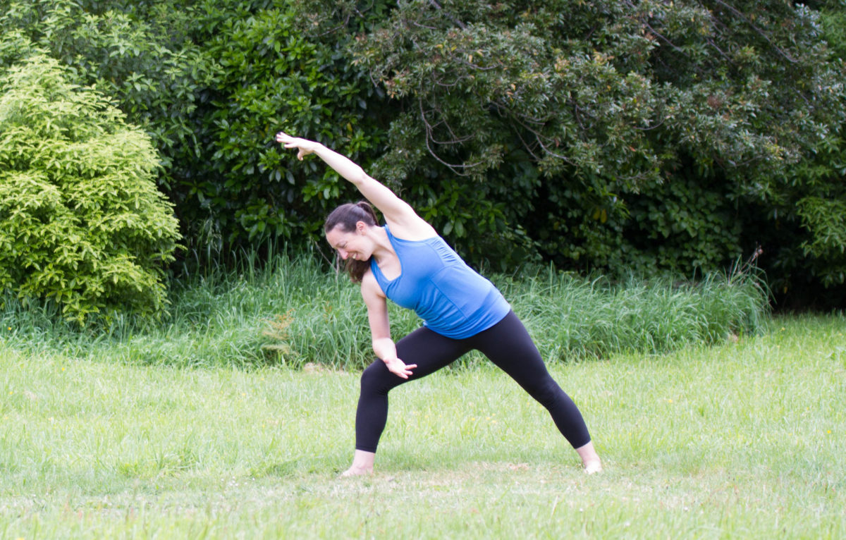 extended side angle pose