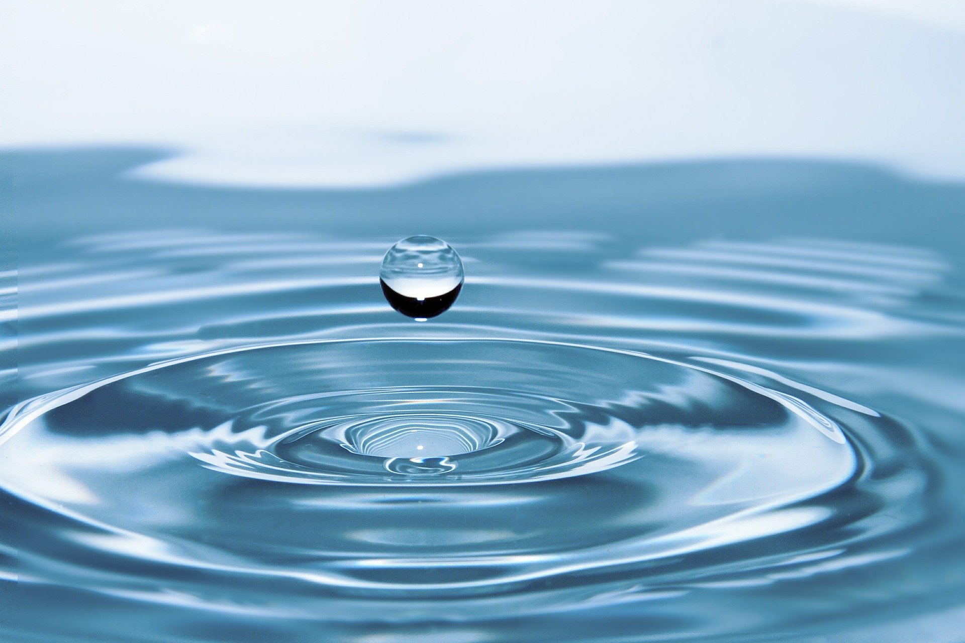 drop of water, Image by rony michaud from Pixabay